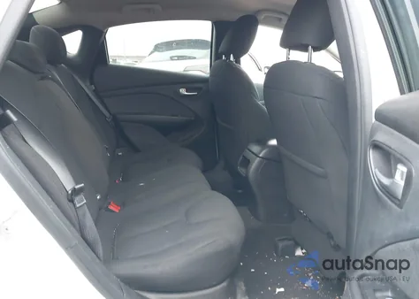 2013 Dodge Dart Sxt z USA, uszkodzony, nr VIN 1C3CDFBA2DD110027